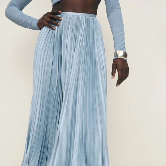 Reformation Bala Skirt in Mineral Blue size 2 NWT - Picture 7 of 12